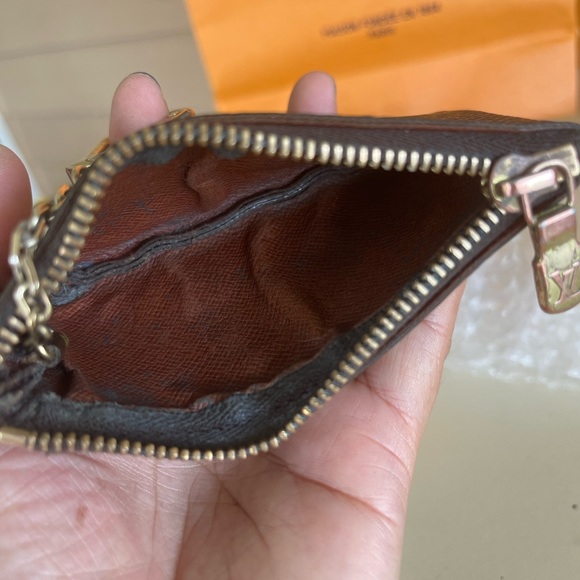 Authentic Louis Vuitton coins purse 👜🤎❤️🤎🤎🤎💛 - Picture 6 of 13